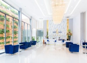 Ngoài những thế mạnh ưu việt nêu trên, chi nhánh Bình Dương còn khiến giới mộ điệu choáng ngợp, nhờ cách kết hợp giữa thiên nhiên cùng lối kiến trúc độc đáo