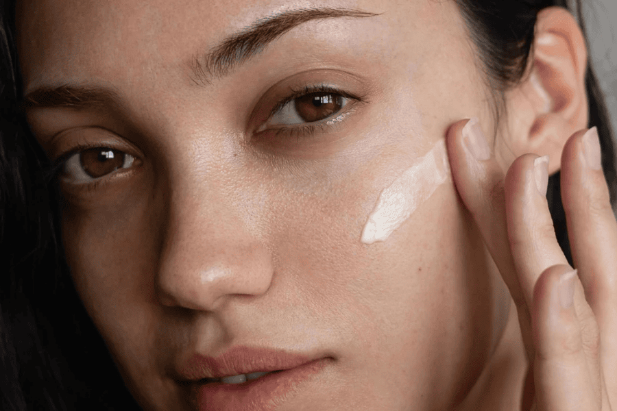 So với AHA, BHA có khả năng làm dịu viêm tốt hơn