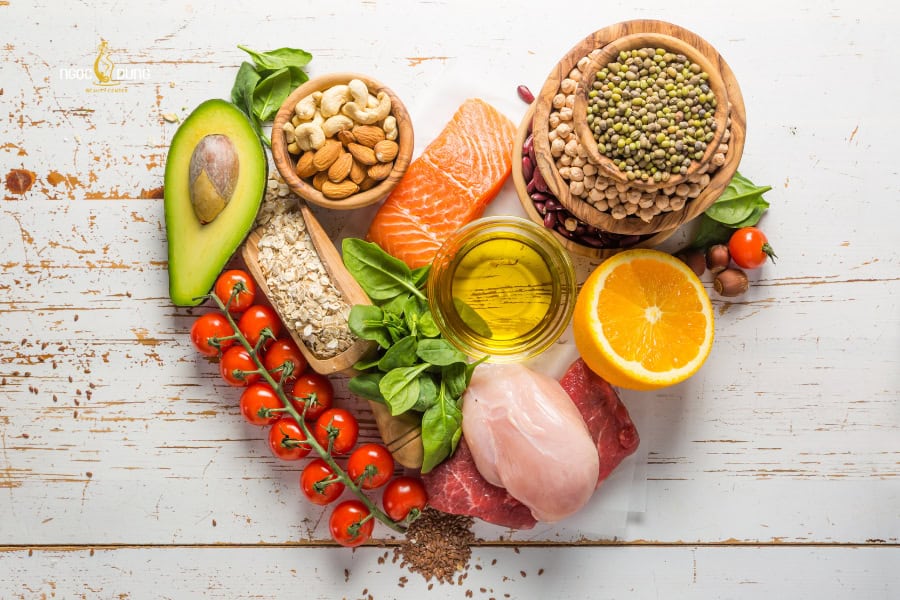Hãy bổ sung thật nhiều vitamin và khoáng chất để giúp môi lên màu tự nhiên