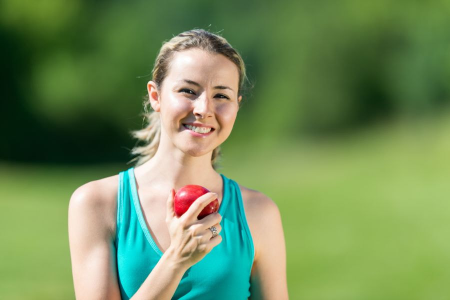 Bạn đã từng thử kết hợp chế độ ăn trái cây và tập plank, cardio chưa? Cảm nhận thấy vòng eo thay đổi thế nào?