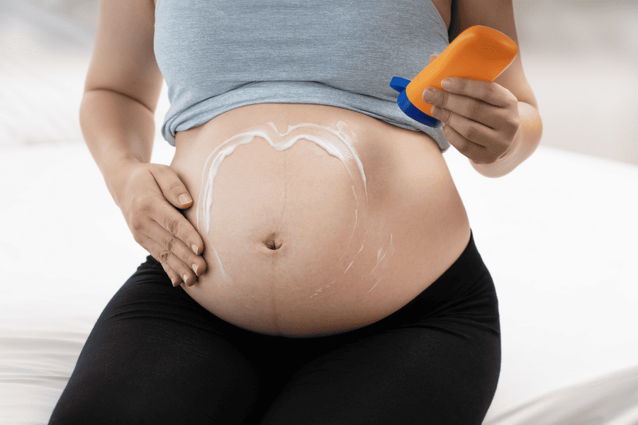 13+ cách trị thâm nách sau sinh cực hiệu quả cho mẹ bỉm 19 Nên bôi kem chống nắng vật lý SPF 30+ nếu mẹ thường xuyên mặc áo hai dây hoặc áo cộc tay