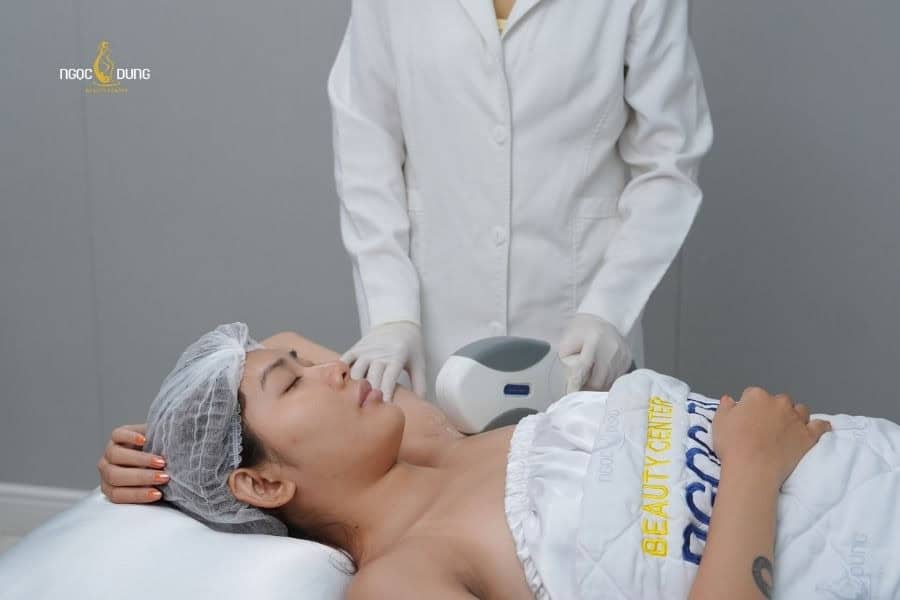 Triệt lông bằng mỡ trăn có thực sự hiệu quả dài lâu 15 Ngọc Dung mang đến dịch vụ triệt lông êm ái và bền vững