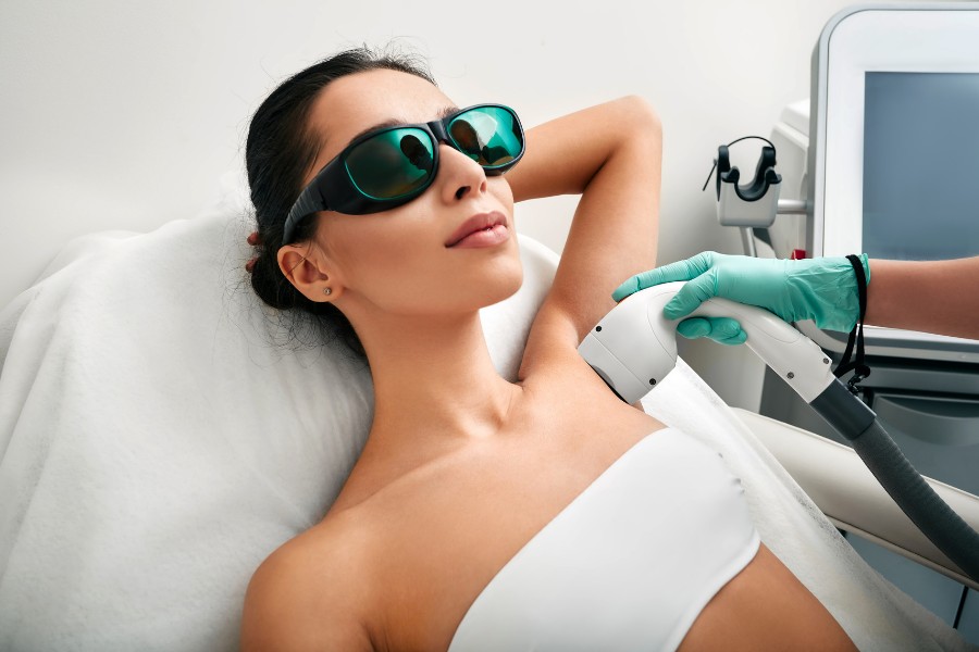 Những thắc mắc thường gặp khi triệt lông nách Những thắc mắc thường gặp khi triệt lông nách