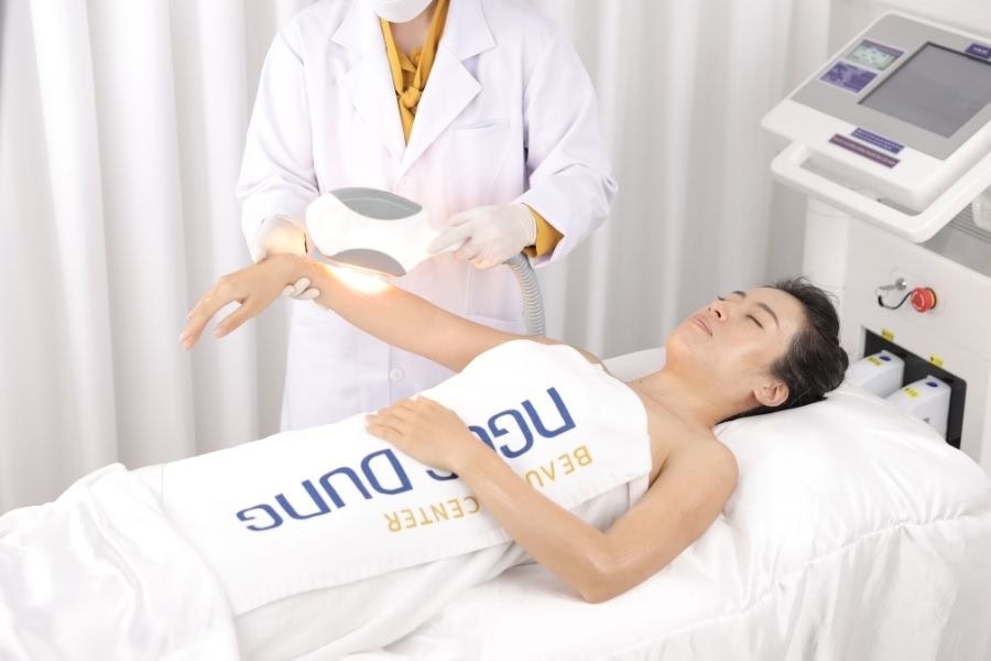 Ngọc Dung mang đến dịch vụ triệt lông tay an toàn và hiệu quả với công nghệ tân tiến