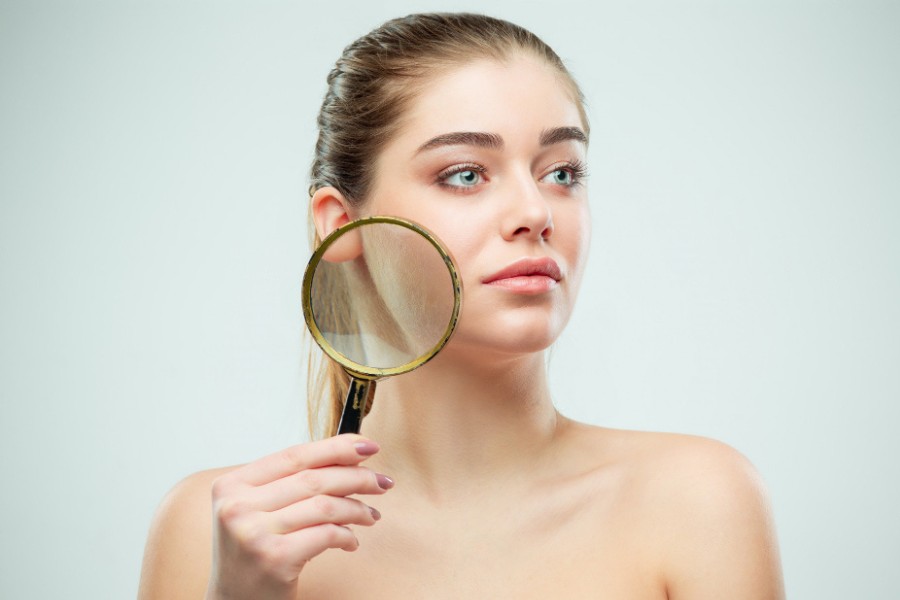 Sẹo do mụn để lại trên da thường là sẹo rỗ, sẹo lõm, sẹo lồi và sẹo phì đại Sẹo do mụn để lại trên da thường là sẹo rỗ, sẹo lõm, sẹo lồi và sẹo phì đại