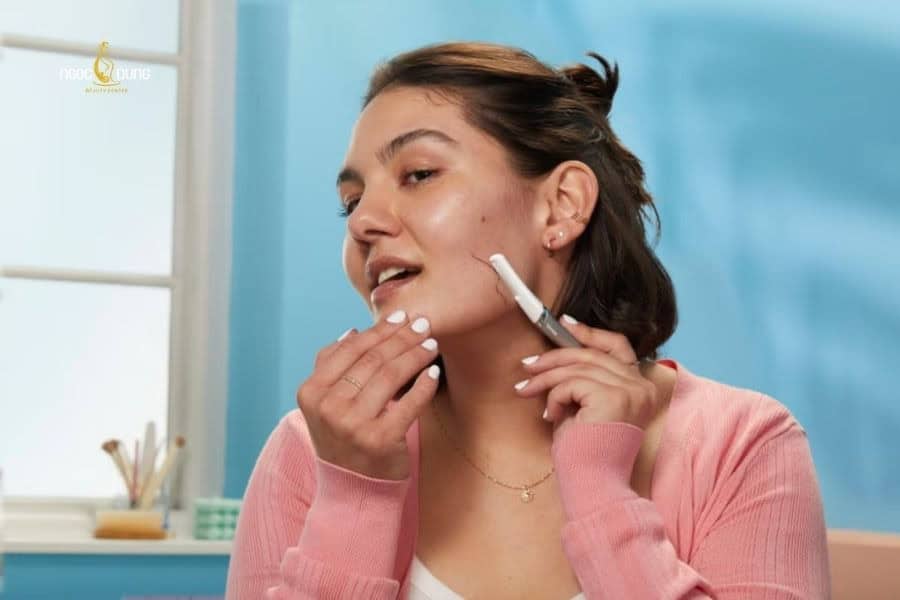 Bạn có thể cạo lông mặt nhưng cần thực hiện đúng kỹ thuật để tránh kích ứng
