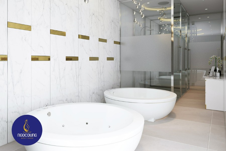 Cơ sở vật chất phòng tắm trắng khang trang tại 18 chi nhánh thuộc Hệ thống Thẩm mỹ viện Ngọc Dung