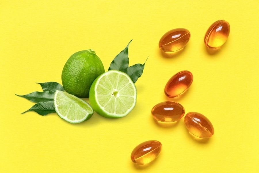 Hỗn hợp này và chanh tươi vừa giúp giảm thâm mụn vừa tẩy tế bào chết