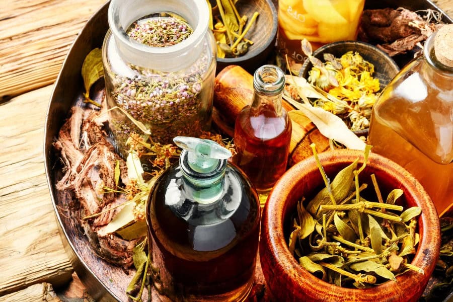 Bạn có thể kết hợp nhiều loại thảo mộc để triệt lông