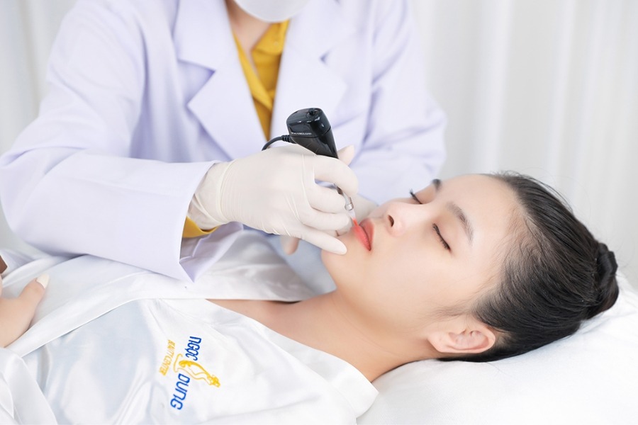 Đến Thẩm Mỹ Viện Ngọc Dung để được tư vấn giải pháp khử thâm phù hợp nhất