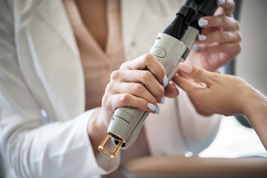 Dùng laser trẻ hóa da có tốt không? Dùng laser trẻ hóa da có tốt không?