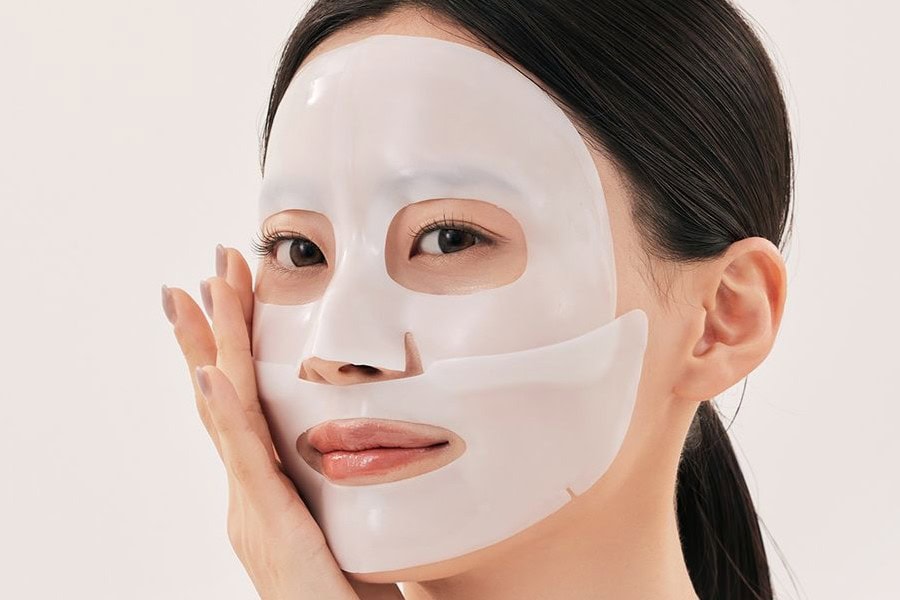 Làm dịu da sau nặn mụn sẽ hỗ trợ ngừa tình trạng thâm da