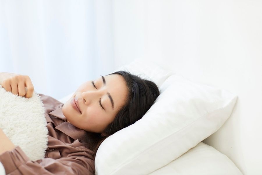 Uống gì để trị thâm quầng mắt? Top các thức uống và thực phẩm giúp đôi mắt sáng khỏe 11 Hãy duy trì lối sống lành mạnh và khoa học để hạn chế tình trạng thâm mắt