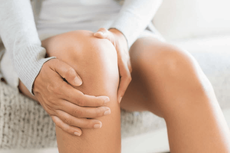 Nguyên nhân khiến đầu gối thâm đen và sần sùi 
