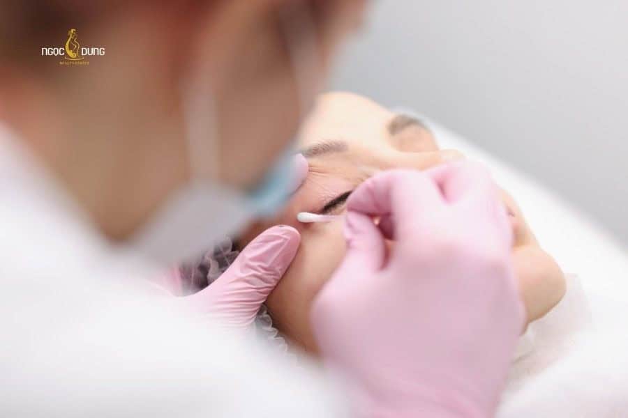 Xóa xăm mí mắt có nguy hiểm không? Những lưu ý cần biết 10 Hãy ưu tiên xóa xăm mí ở các cơ sở uy tín