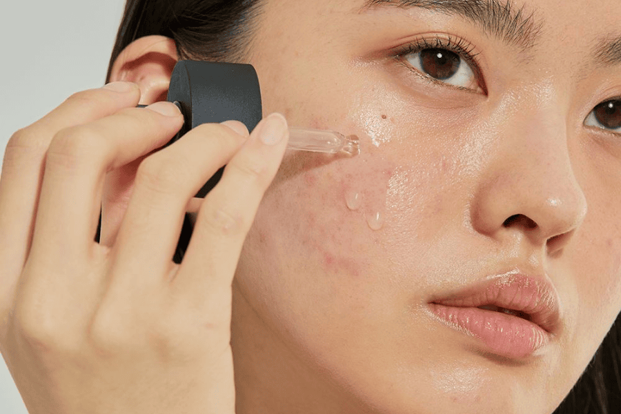 Các bước chăm sóc, skincare cho da dầu mụn sáng và tối chuẩn 15 Serum không thể thiếu trong các bước skincare cho da dầu mụn