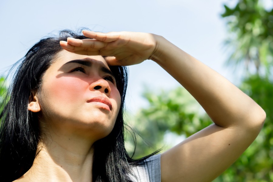 Mặt nạ nghệ có thể làm da mỏng và nhạy cảm hơn với ánh nắng mặt trời