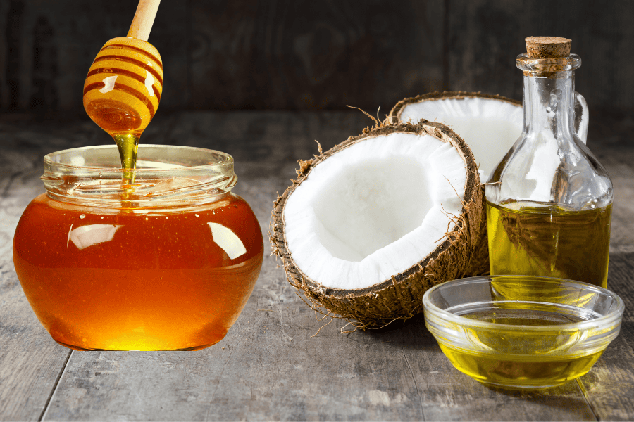 Dầu dừa và mật ong giúp dưỡng ẩm sâu và phục hồi da hiệu quả
