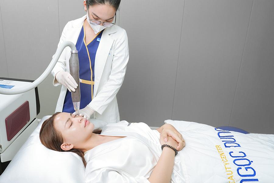 Điều trị vết chân chim bằng công nghệ Laser tại TMV Ngọc Dung