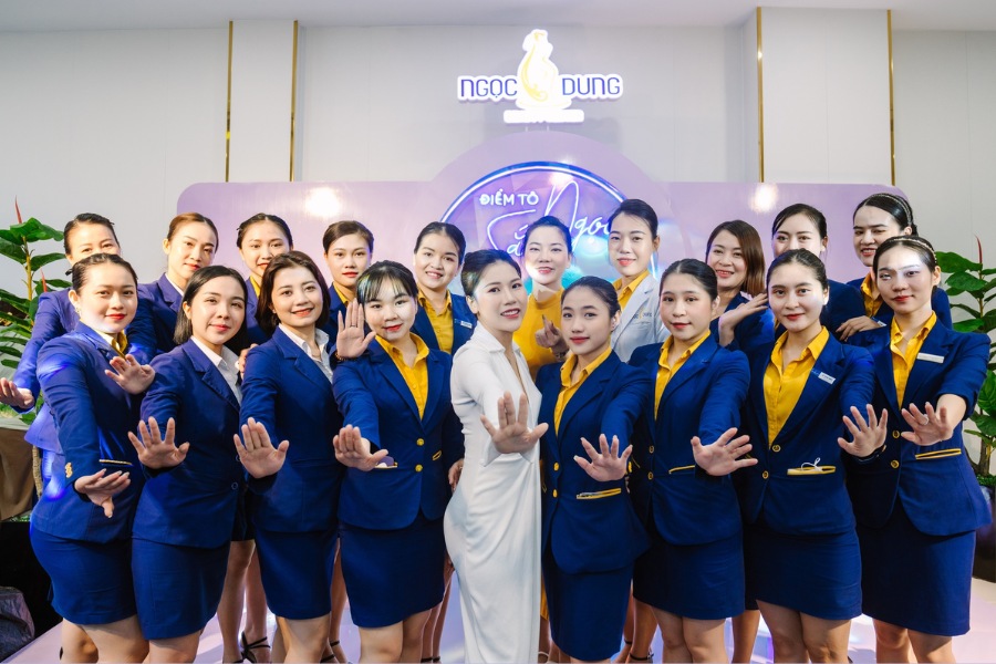 Đội ngũ chuyên gia, kỹ thuật viên giàu kinh nghiệm, tay nghề vững tại Ngọc Dung Beauty Center