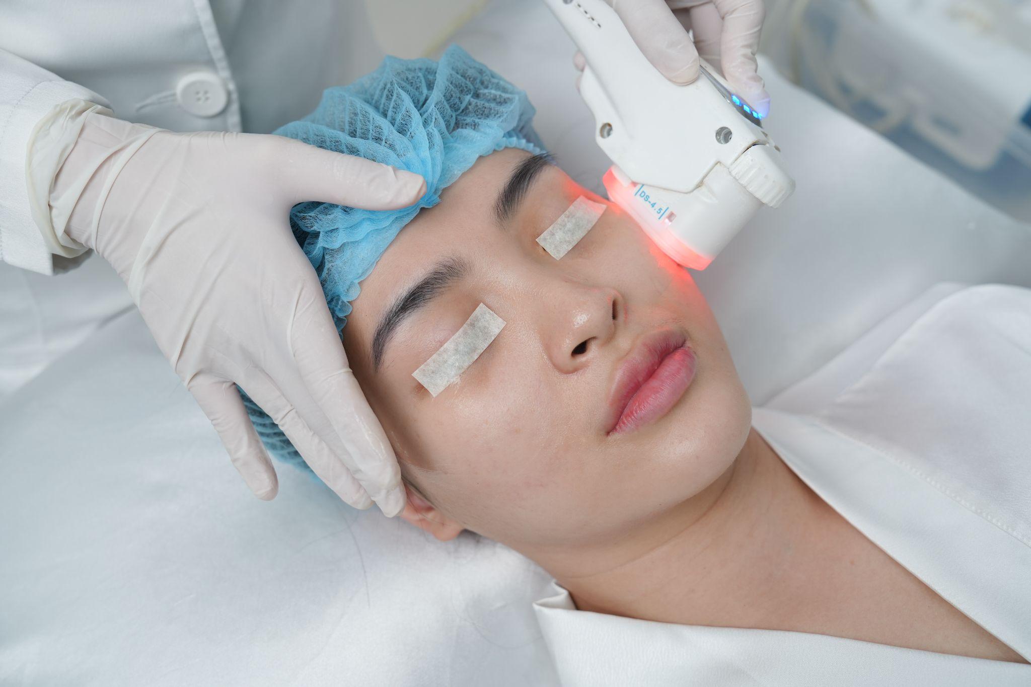 Giải pháp phục hồi da nhiễm corticoid bằng oxy tươi tại Thẩm Mỹ Viện Ngọc Dung