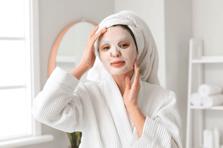 Không nên đắp mặt nạ trong 5–7 ngày đầu sau peel da