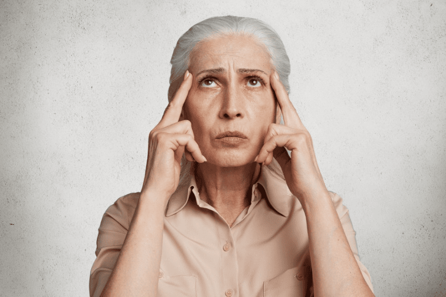 Nếp nhăn vùng trán có thể xóa bỏ hoàn toàn nếu chúng chưa quá sâu lựa chọn giải pháp can thiệp phù hợp 