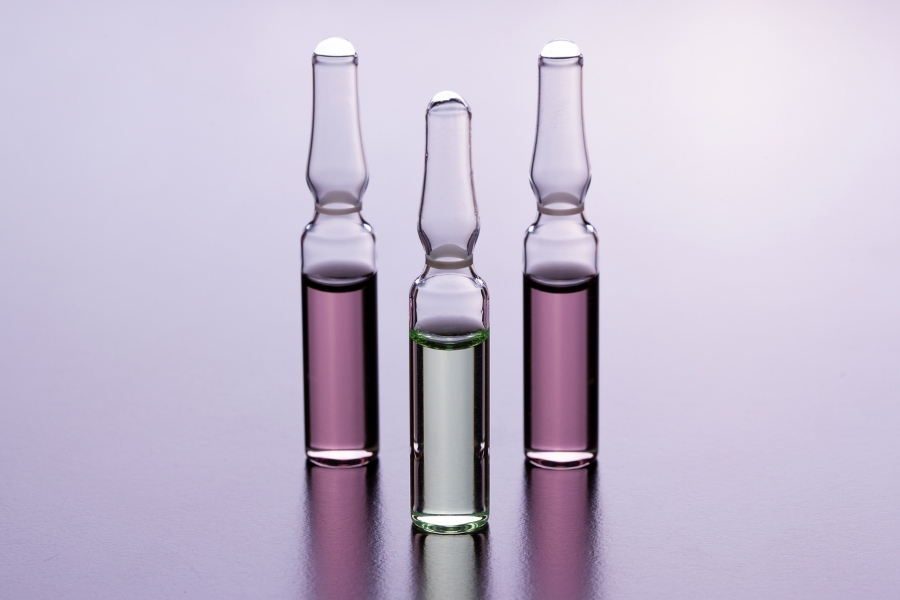 Tranexamic acid được điều chế ở 3 dạng chính: bôi, tiêm và dạng uống