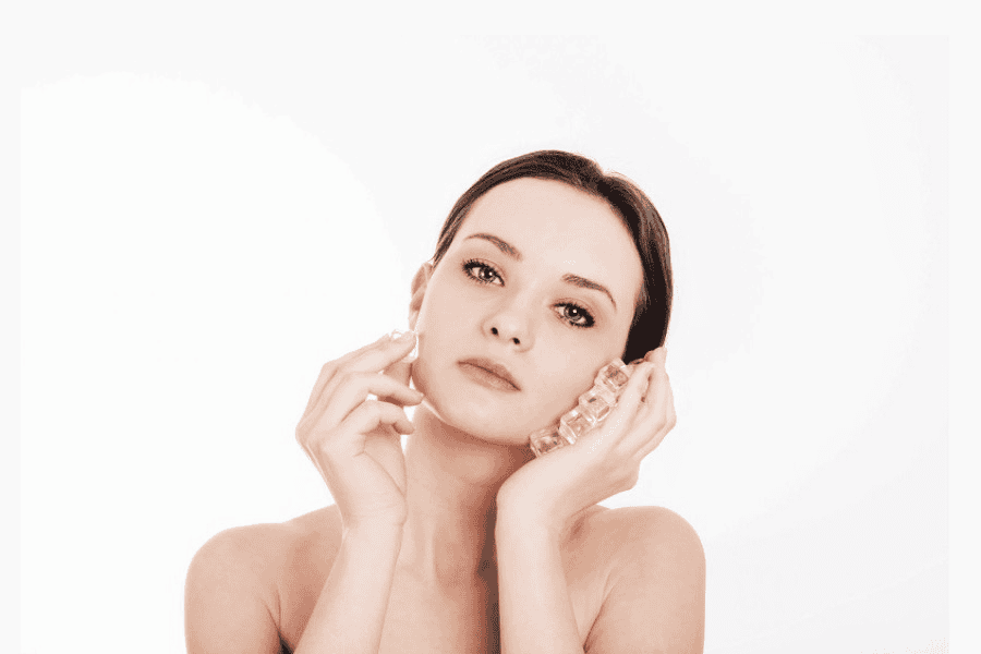 Chườm đá lên mặt có tác dụng gì? 10+ lợi ích nổi bật 7 Chườm đá lên mặt hàng ngày có tốt không?