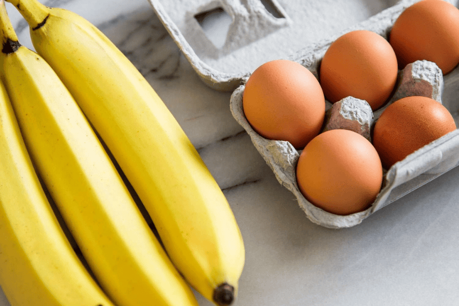Mặt nạ chuối trứng gà giúp se khít lỗ chân lông 
