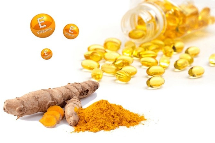 Làm mặt nạ bột nghệ với vitamin E phục hồi da hiệu quả