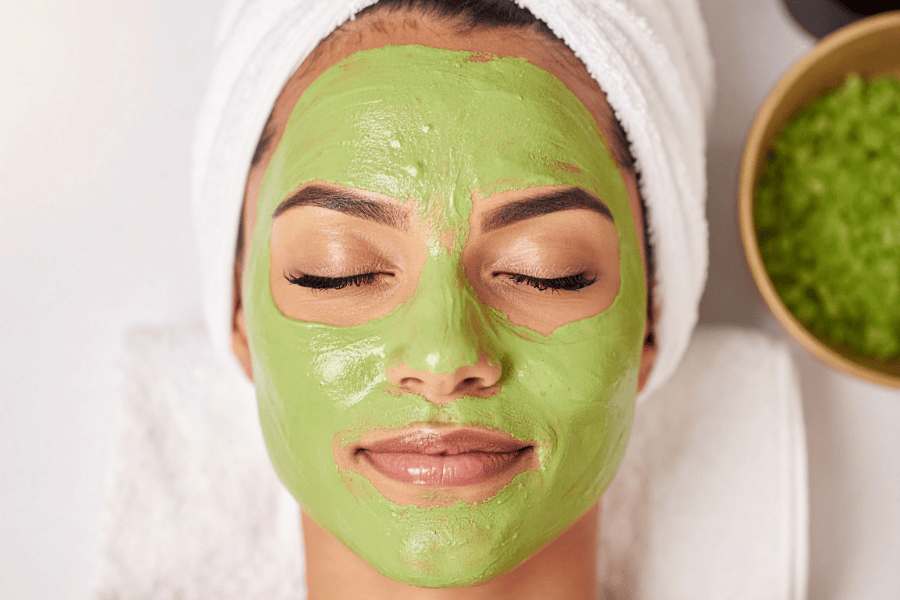 Mặt nạ trà xanh giúp kháng viêm và dịu da