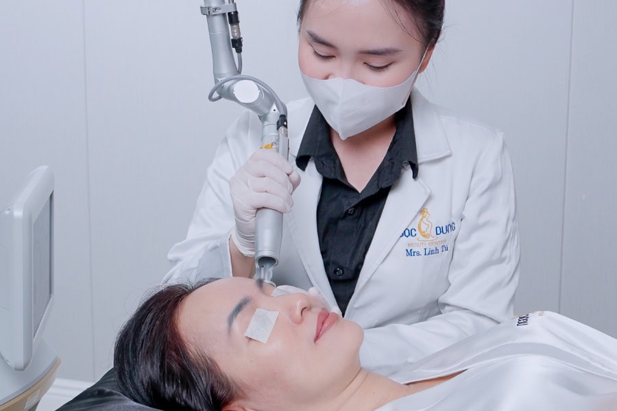 Đốt mụn thịt với laser là giải pháp an toàn, hiệu quả