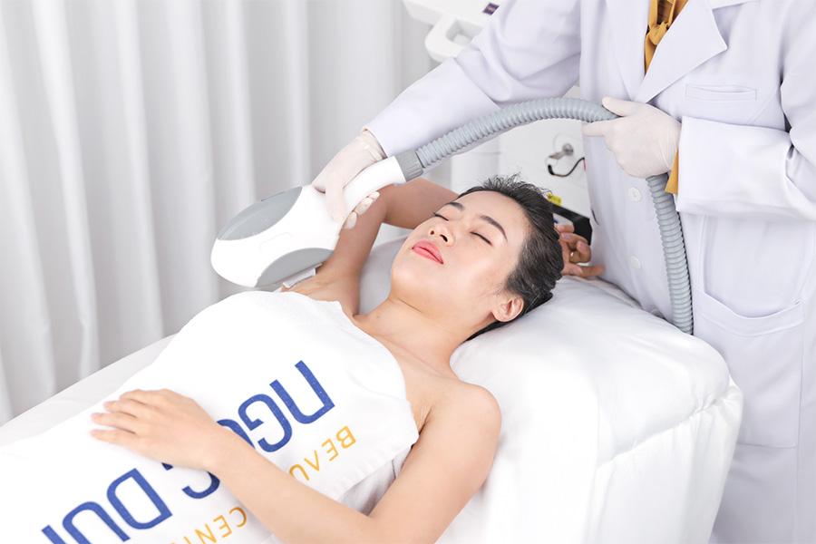 Triệt lông nách bằng công nghệ IPL tại TMV Ngọc Dung