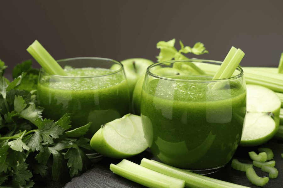 Sinh tố cần tây táo xanh đào thải độc tố cơ thể