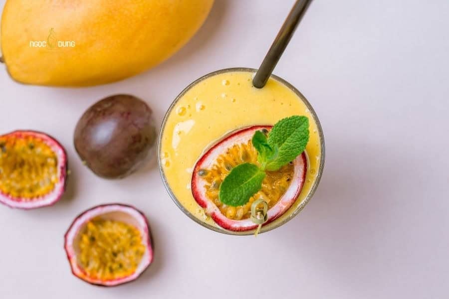 Các loại sinh tố đẹp da giúp chống lão hóa hiệu quả 13 Sinh tố chanh dây giàu vitamin C, vitamin A cùng một số chất chống oxy hóa