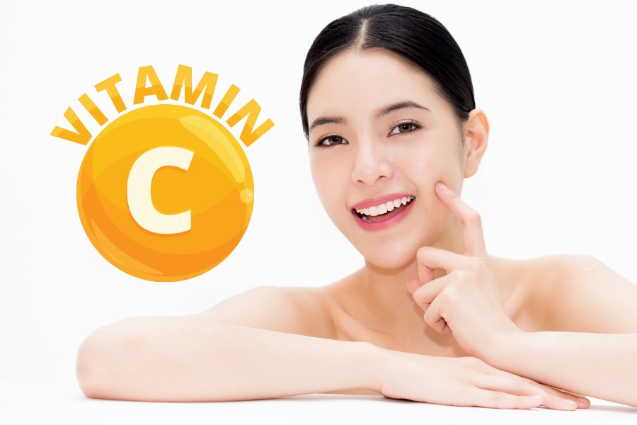 Vitamin C là một phần không thể thiếu trong chế độ chăm sóc da hàng ngày