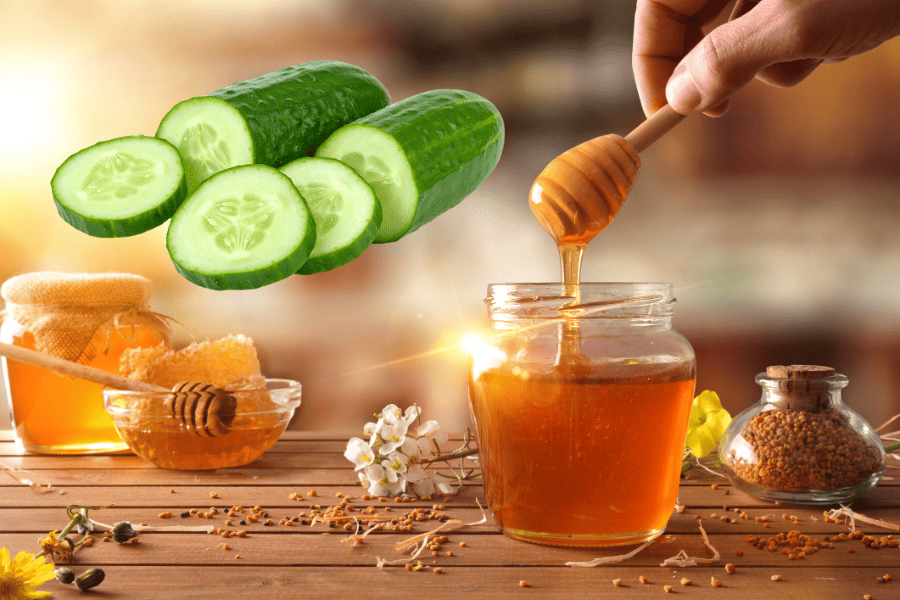 Mật ong và dưa leo giúp giảm sưng và cấp ẩm tức thì cho da vùng mắt