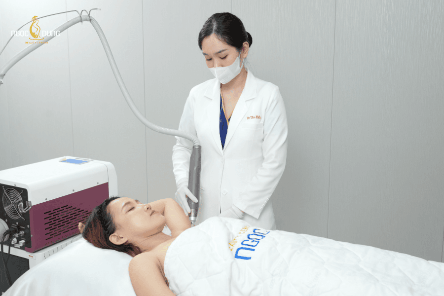 Công nghệ laser có khả năng tiếp cận chuyện sâu, xử lý tốt các nguyên nhân gây sạm nách