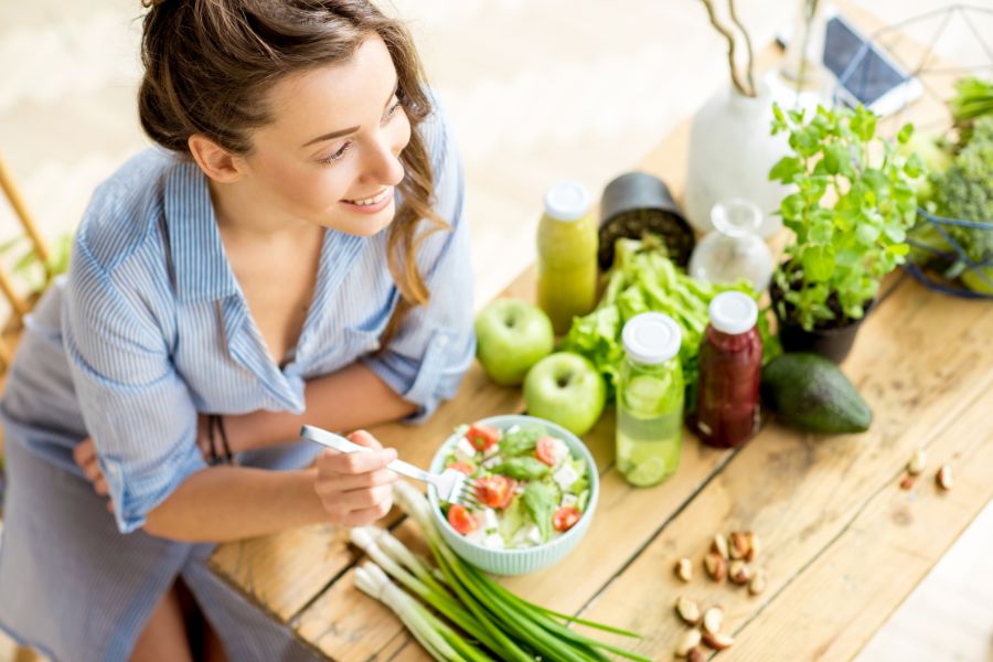 Hãy kiên trì ăn chế độ tăng cơ giảm mỡ cho nữ và theo dõi thay đổi của bản thân