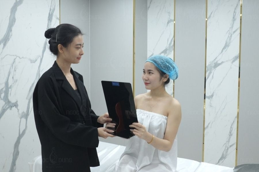Ngọc Dung là một trong những địa chỉ điêu khắc chân mày không đau và đem lại kết quả thẩm mỹ ưng ý