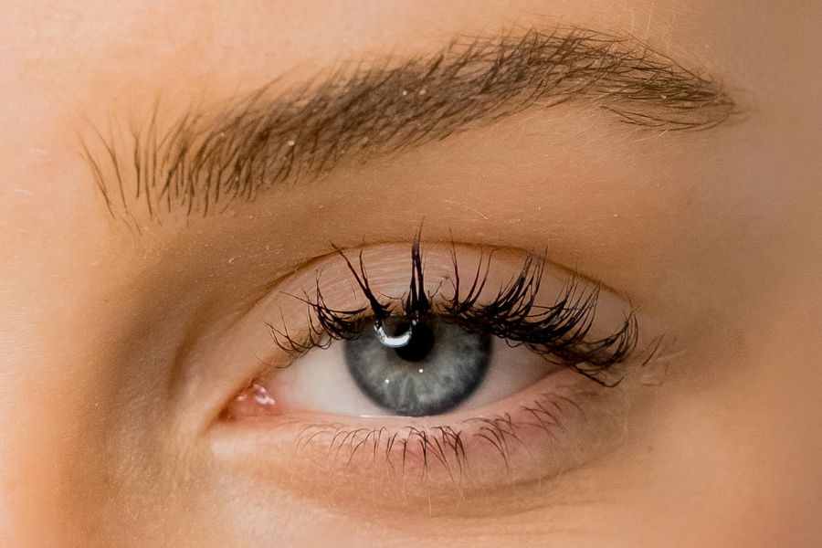 Lông mày có thể phản ánh sức khỏe của bạn, hãy chú ý những dấu hiệu bất thường đó