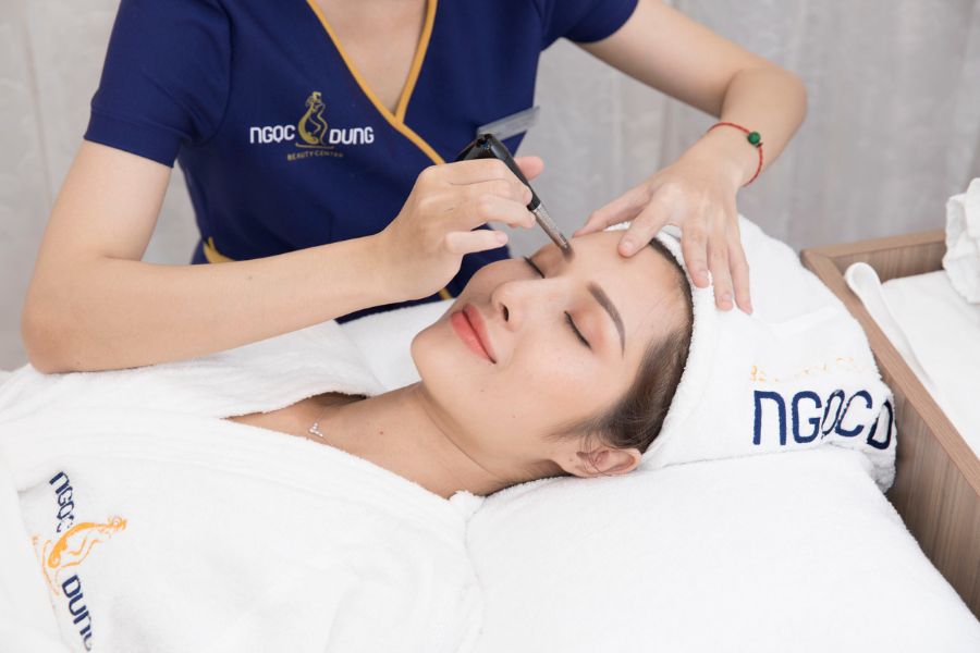 Phun xăm chân mày chuẩn phong thủy tại Ngọc Dung Beauty