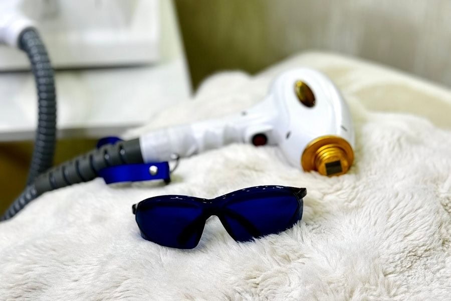 Triệt lông mặt vĩnh viễn cho nam: Tự tin và phong độ 5 Laser là một trong những triệt lông mặt vĩnh viễn cho nam hiện đại nhất