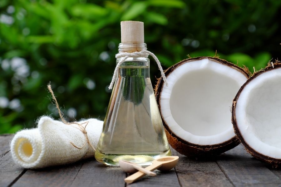 Dầu dừa có khả năng làm lông mày rậm hiệu quả