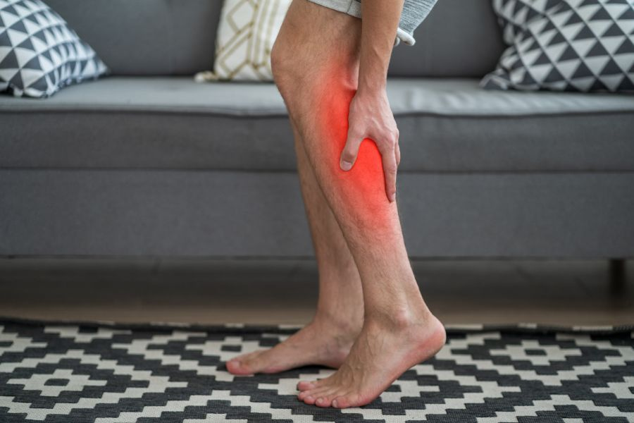 Tập luyện quá sức vào buổi tối dễ dẫn đến tình trạng đau cơ vào sáng hôm sau