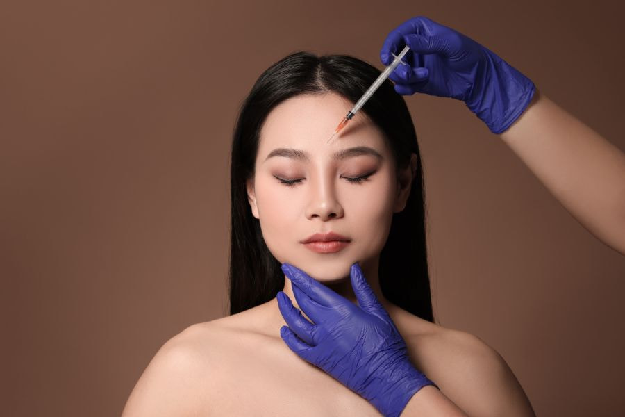 Tiêm tan mỡ mặt giúp bạn có đường nét thanh thoát và sắc sảo hơn