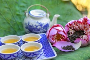 Đừng quên theo dõi sức khỏe trong quá trình dùng nước lá sen giảm mỡ bụng