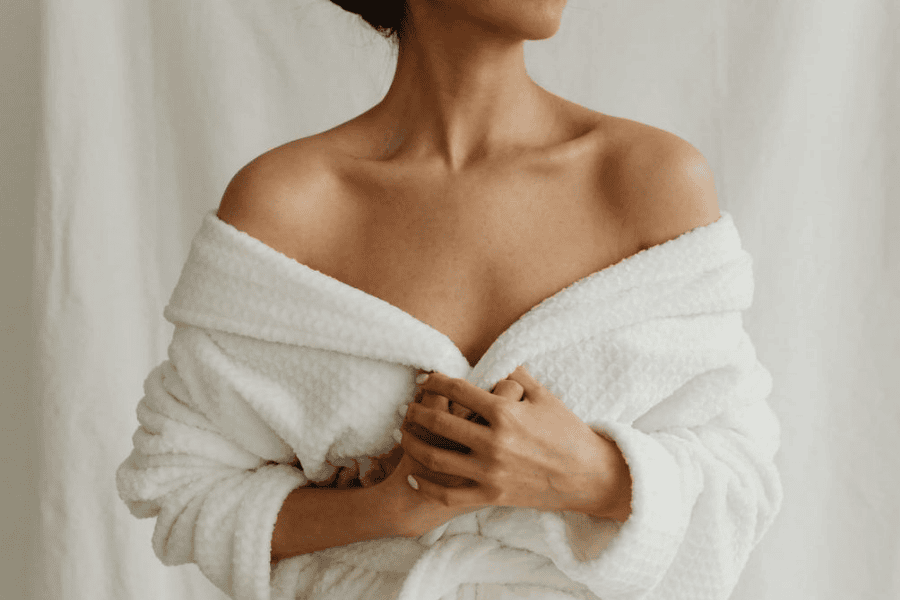 Hãy ưu tiên các loại kem tẩy lông nách hiệu quả có công thức an toàn cho da nhạy cảm