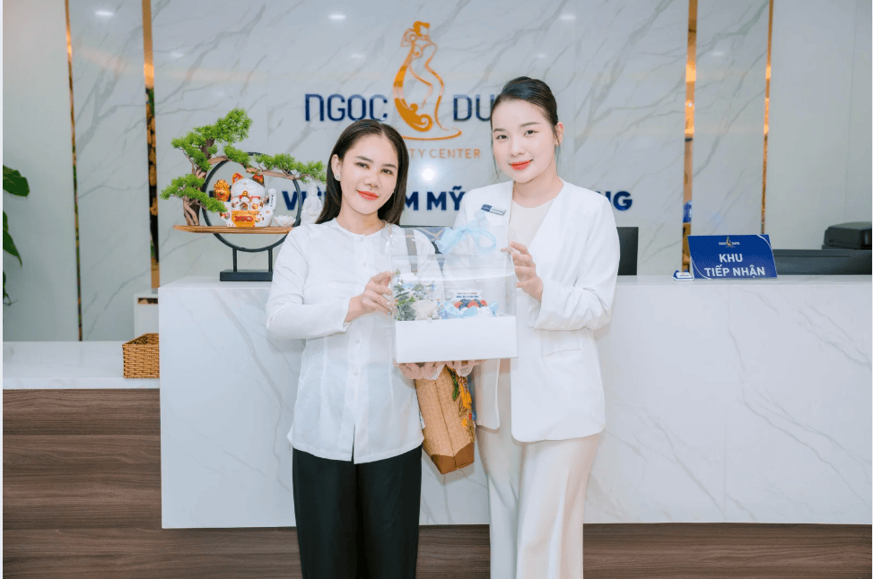 12 cách tự nhiên giúp làm hồng nhũ hoa và vùng kín cực an toàn 18 Ngọc Dung mang đến giải pháp làm hồng nhũ hoa và vùng kín an toàn, kín đáo, giúp cải thiện sắc da tự nhiên và nâng cao sự tự tin cho khách hàng